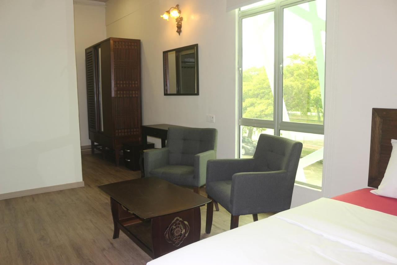 Blue Eyes Hotel Кепала Батас Экстерьер фото