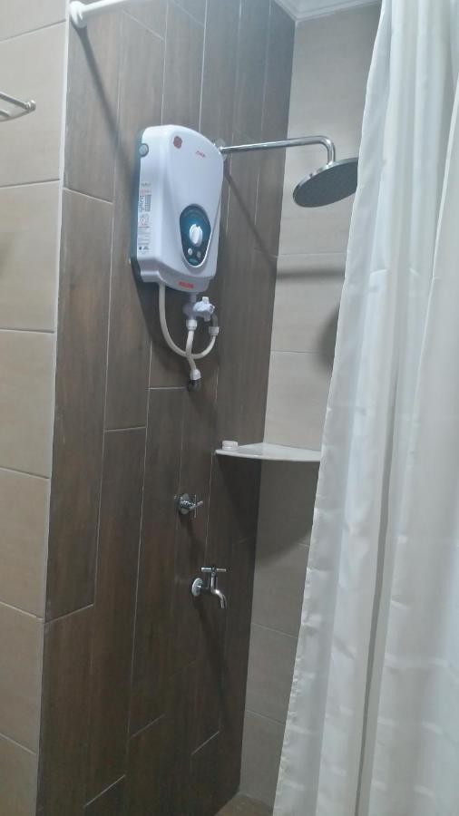 Blue Eyes Hotel Кепала Батас Экстерьер фото