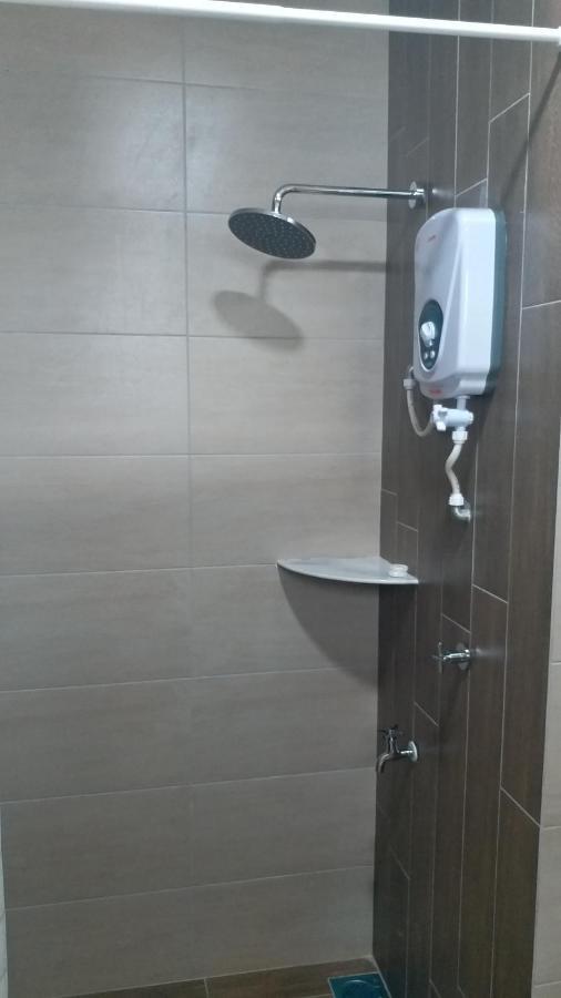 Blue Eyes Hotel Кепала Батас Экстерьер фото