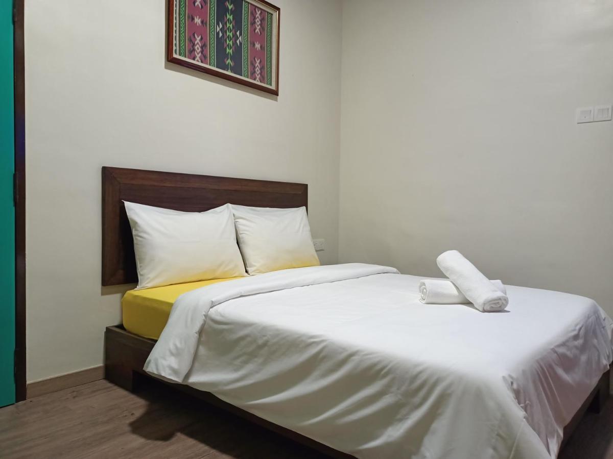 Blue Eyes Hotel Кепала Батас Экстерьер фото